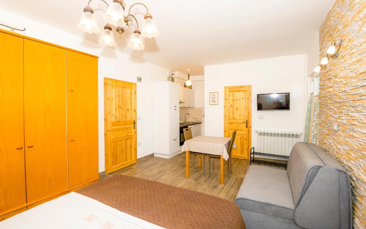 Guest House Ab Adria Home Rovinj Eksteriør bilde