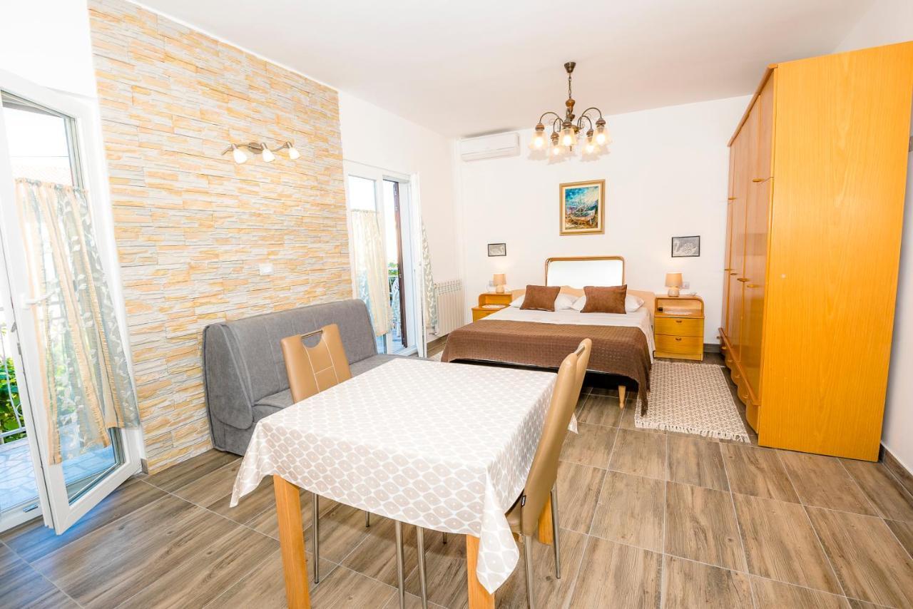 Guest House Ab Adria Home Rovinj Eksteriør bilde