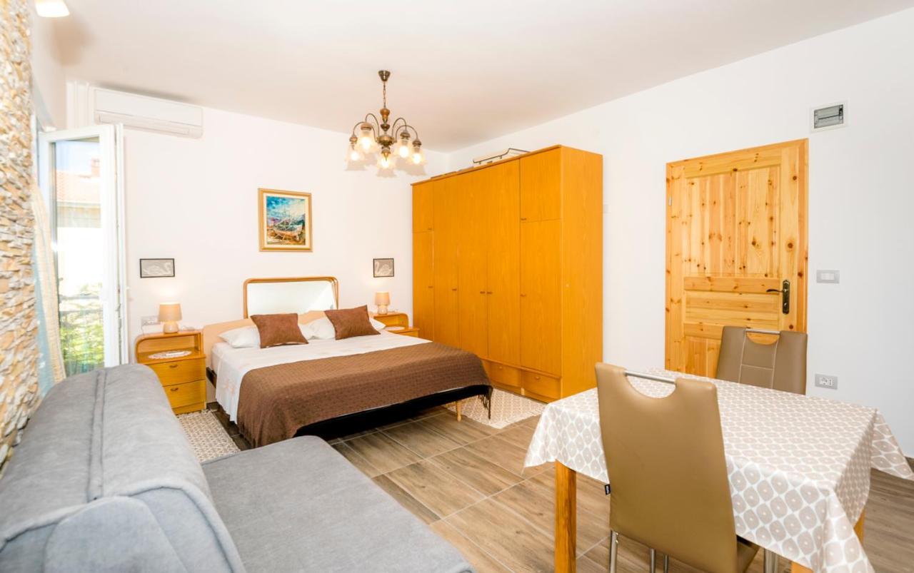 Guest House Ab Adria Home Rovinj Eksteriør bilde
