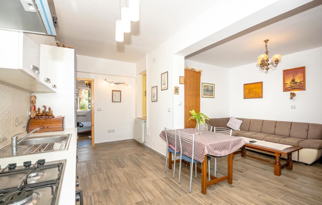 Guest House Ab Adria Home Rovinj Eksteriør bilde